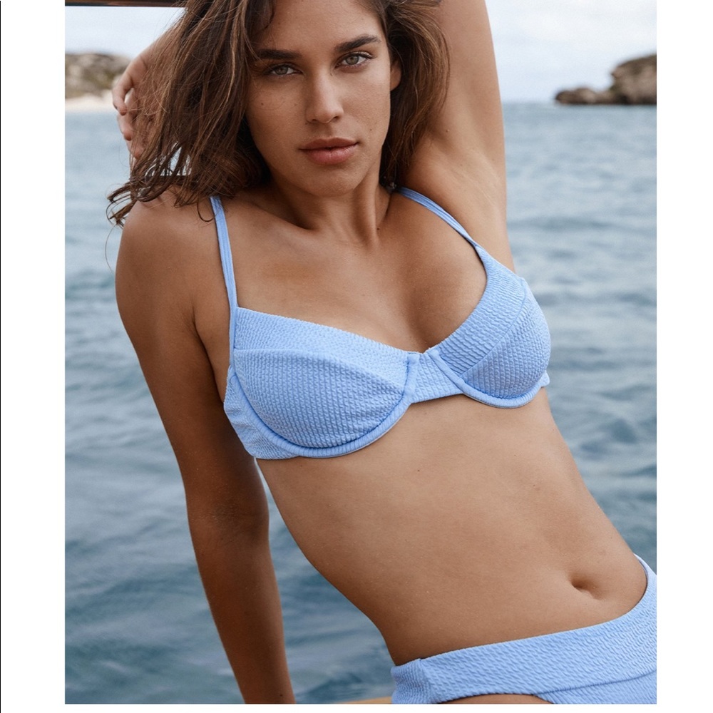 Monday Swimwear Maui top